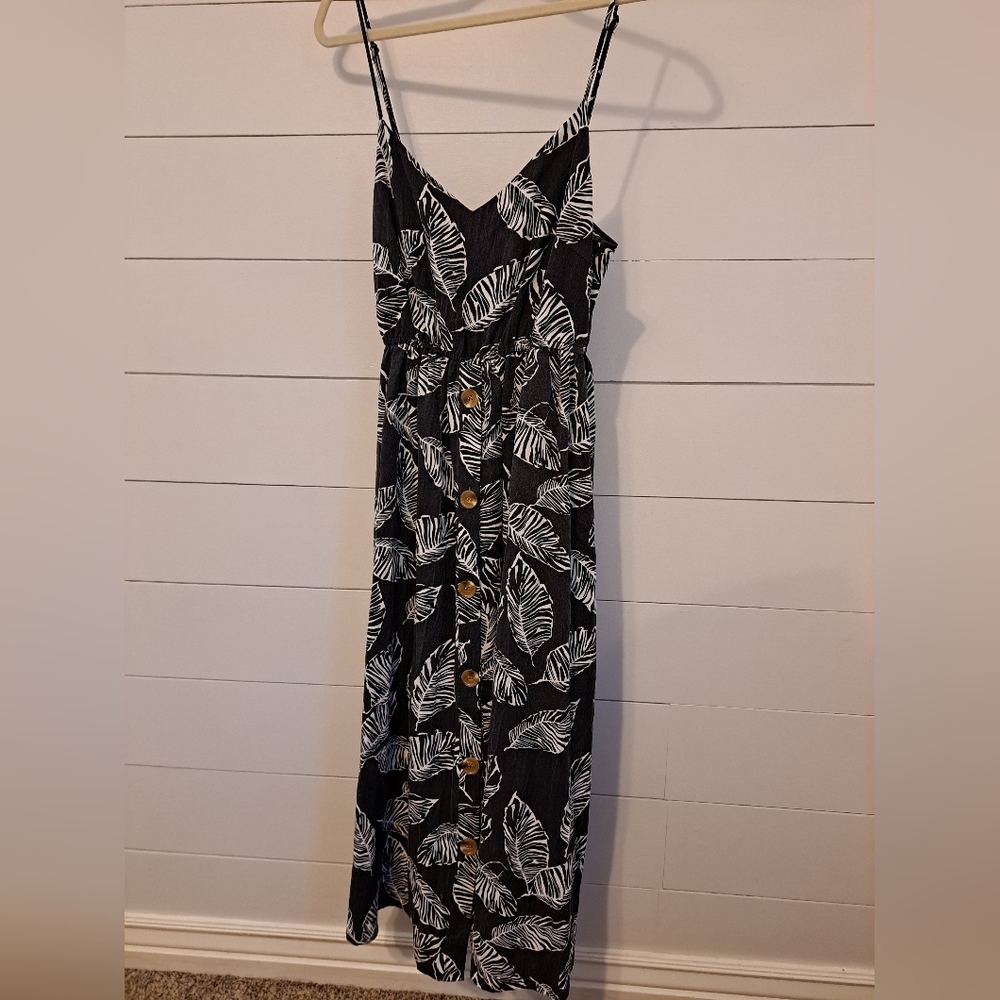 Mahina tie back dress